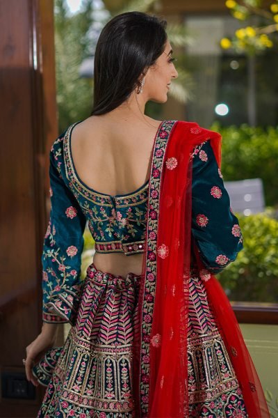 PEACOCK GREEN BRIDAL LEHENGA BRIDAL LEHENGA