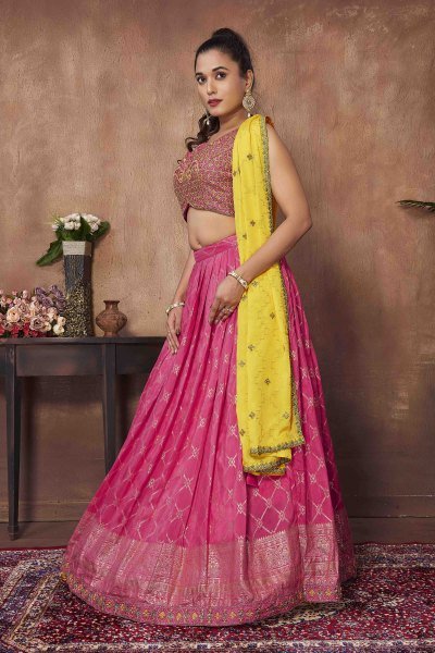 PINK VISCOSE JACQUARD LEHNGA CHOLI SIDERS LEHENGA