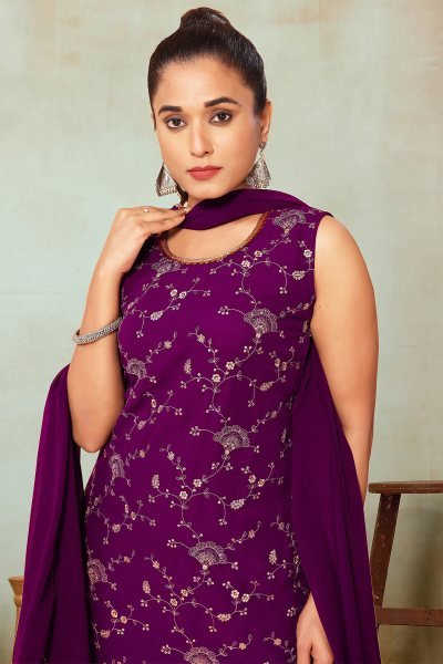 Women Embroidery Kurta Set With Dupatta KURTA SET
