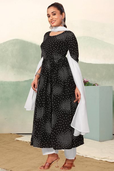 Women Embroidery Kurta Set With Dupatta KURTA SET