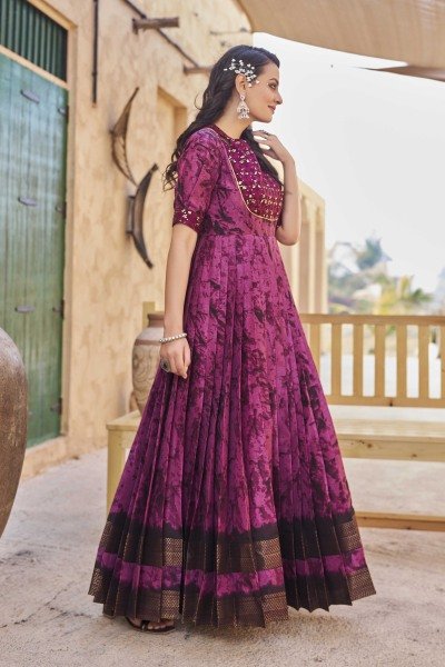 WOMEN ETHNIC GOWN Ethnic Dresses