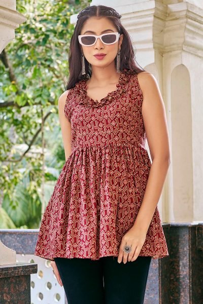 Women Printed Gathers Sleeveless Tunic Tunic