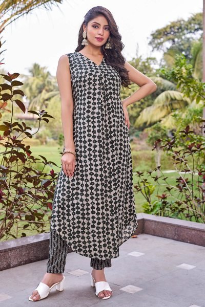 Women Printed Regular Kurta with Trousers KURTA SET